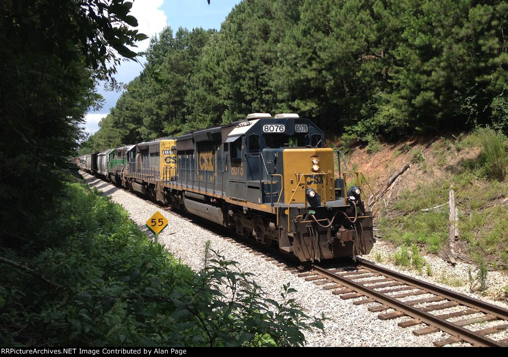 CSX SD40-2 8076